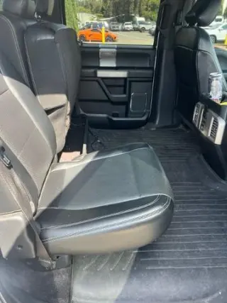 Ford F-150 2016 4x4 Lariat 4 puertas SuperCrew 5.5 pies. Caja corta