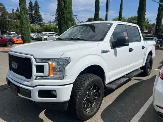 Ford F-150 2020 4x4 XL 4 puertas SuperCrew 5.5 pies. SB