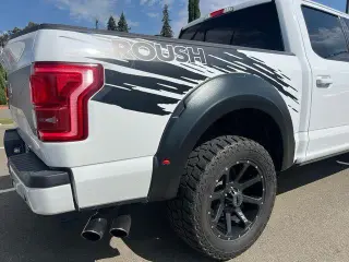 Ford F-150 2020 4x4 XL 4 puertas SuperCrew 5.5 pies. SB