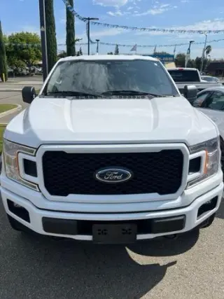 Ford F-150 2020 4x4 XL 4 puertas SuperCrew 5.5 pies. SB