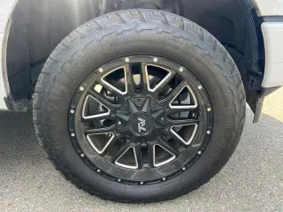 Ford F-150 2020 4x4 XL 4 puertas SuperCrew 5.5 pies. SB