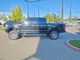 Ford F-150 2018 4x4 King Ranch 4 puertas SuperCrew 5.5 pies. SB