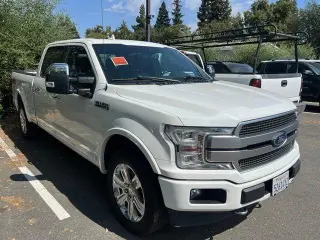 Ford F-150 2020 4x4 XL 4 puertas SuperCrew 6.5 pies. SB