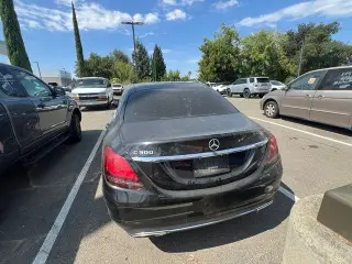 Mercedes-Benz Clase C 2021 C 300 4 puertas Sedan