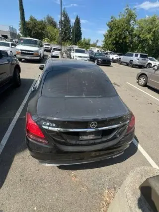 Mercedes-Benz Clase C 2021 C 300 4 puertas Sedan