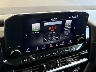 Nissan Pathfinder 2022 SL 4 puertas SUV