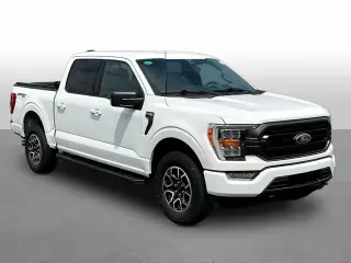 Ford F-150 2023 4x4 XLT 4 puertas SuperCrew 5.5 pies. SB
