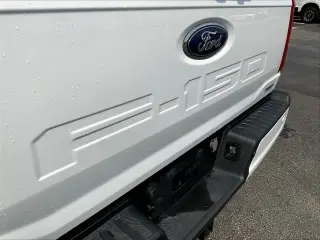 Ford F-150 2023 4x4 XLT 4 puertas SuperCrew 5.5 pies. SB