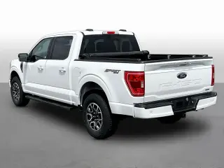 Ford F-150 2023 4x4 XLT 4 puertas SuperCrew 5.5 pies. SB