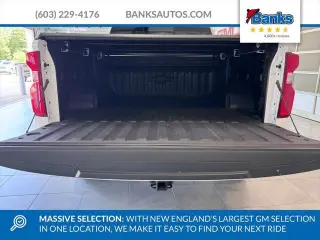 Chevrolet Silverado 1500 2024 4x4 RST 4 puertas Cabina Crew 5.8 pies. Caja corta