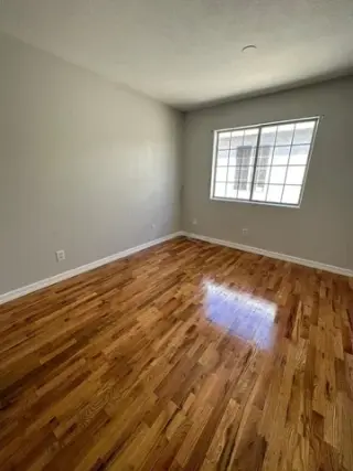 RENTO HABITACIÓN SOLO O PAREJA