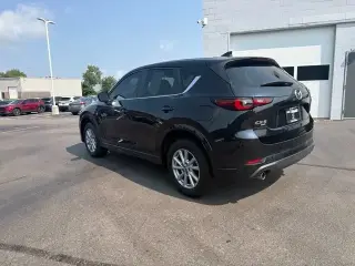 Mazda CX-5 2024 AWD 2.5 S Preferred 4 puertas SUV