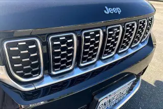 Jeep Grand Cherokee 2024 4x4 Summit 4xe 4 puertas SUV