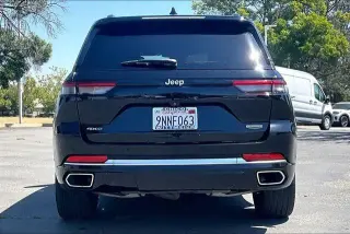 Jeep Grand Cherokee 2024 4x4 Summit 4xe 4 puertas SUV