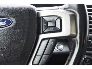 Ford F-150 2018 4x4 XLT 4 puertas SuperCrew 5.5 pies. SB