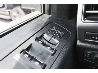 Ford F-150 2018 4x4 XLT 4 puertas SuperCrew 5.5 pies. SB