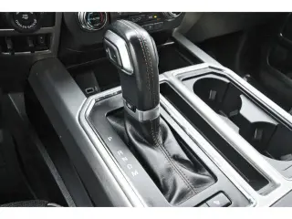Ford F-150 2018 4x4 XLT 4 puertas SuperCrew 5.5 pies. SB