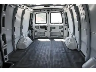 Chevrolet Express 2021 2500 3 puertas Van de Carga Extendida
