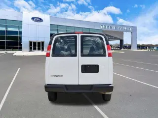 Chevrolet Express 2021 2500 3 puertas Van de Carga Extendida