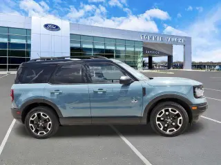 Ford Bronco Sport 2022 AWD Outer Banks 4 puertas SUV