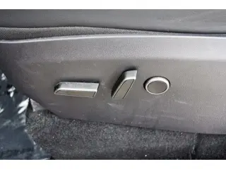 Tesla Model Y 2025 Long Range 4 puertas Crossover
