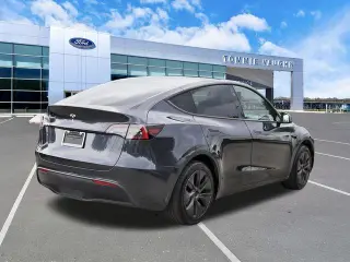 Tesla Model Y 2025 Long Range 4 puertas Crossover