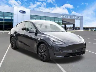 Tesla Model Y 2025 Long Range 4 puertas Crossover