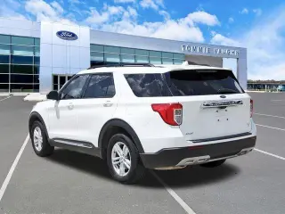 Ford Explorer 2022 XLT 4 puertas SUV