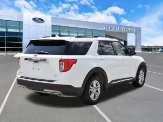 Ford Explorer 2022 XLT 4 puertas SUV