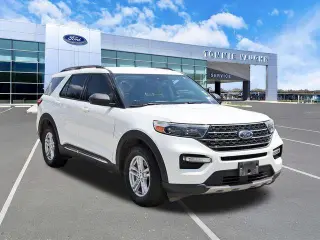 Ford Explorer 2022 XLT 4 puertas SUV