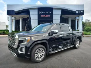 GMC Sierra 1500 2019 4x4 Denali 4 puertas Cabina Crew 6.6 ft. SB