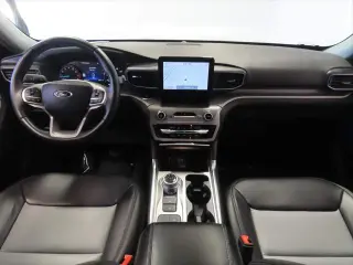 Ford Explorer 2023 XLT 4 puertas SUV