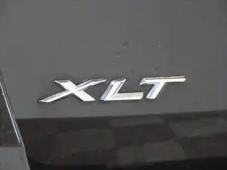 Ford Explorer 2023 XLT 4 puertas SUV