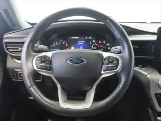 Ford Explorer 2023 XLT 4 puertas SUV