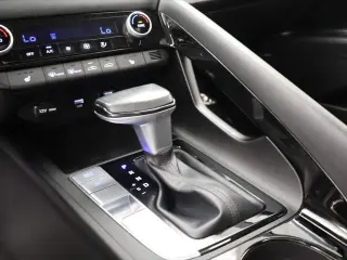 Hyundai ELANTRA 2022 Limited 4 puertas Sedan
