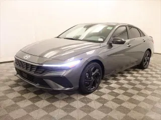 Hyundai ELANTRA 2026 SEL Sport Premium 4 puertas Sedan