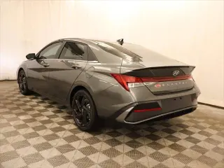 Hyundai ELANTRA 2026 SEL Sport Premium 4 puertas Sedan