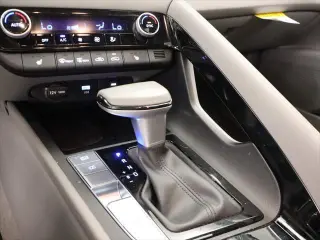 Hyundai ELANTRA 2026 SEL Sport Premium 4 puertas Sedan