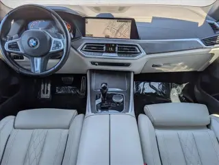 Vehículo de Actividad Deportiva BMW X5 2023 AWD xDrive40i 4 puertas