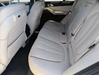 Vehículo de Actividad Deportiva BMW X5 2023 AWD xDrive40i 4 puertas
