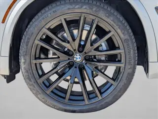 Vehículo de Actividad Deportiva BMW X5 2023 AWD xDrive40i 4 puertas