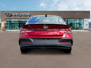 Hyundai ELANTRA 2025 SEL Sport 4 puertas Sedan