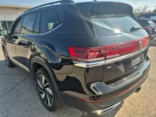 Volkswagen Atlas 2025 AWD SE 4Motion 4 puertas SUV con Tecnología