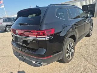 Volkswagen Atlas 2025 AWD SE 4Motion 4 puertas SUV con Tecnología