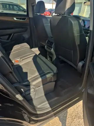 Volkswagen Atlas 2025 AWD SE 4Motion 4 puertas SUV con Tecnología