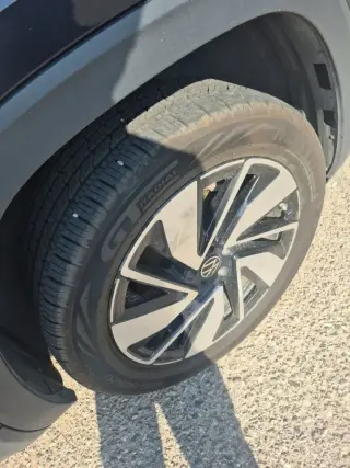 Volkswagen Atlas 2025 AWD SE 4Motion 4 puertas SUV con Tecnología