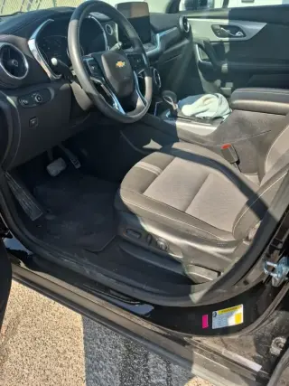 Chevrolet Blazer 2025 AWD LT 4 puertas SUV con 2LT