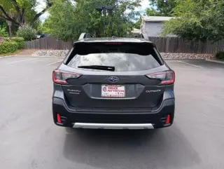Subaru Outback 2022 AWD Limited 4 puertas Crossover