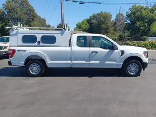 Ford F-150 2022 4x4 XL Cabina Super 4 puertas 6.5 pies SB