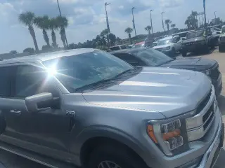 Ford F-150 2021 4x4 Lariat 4 puertas SuperCrew 5.5 pies. SB